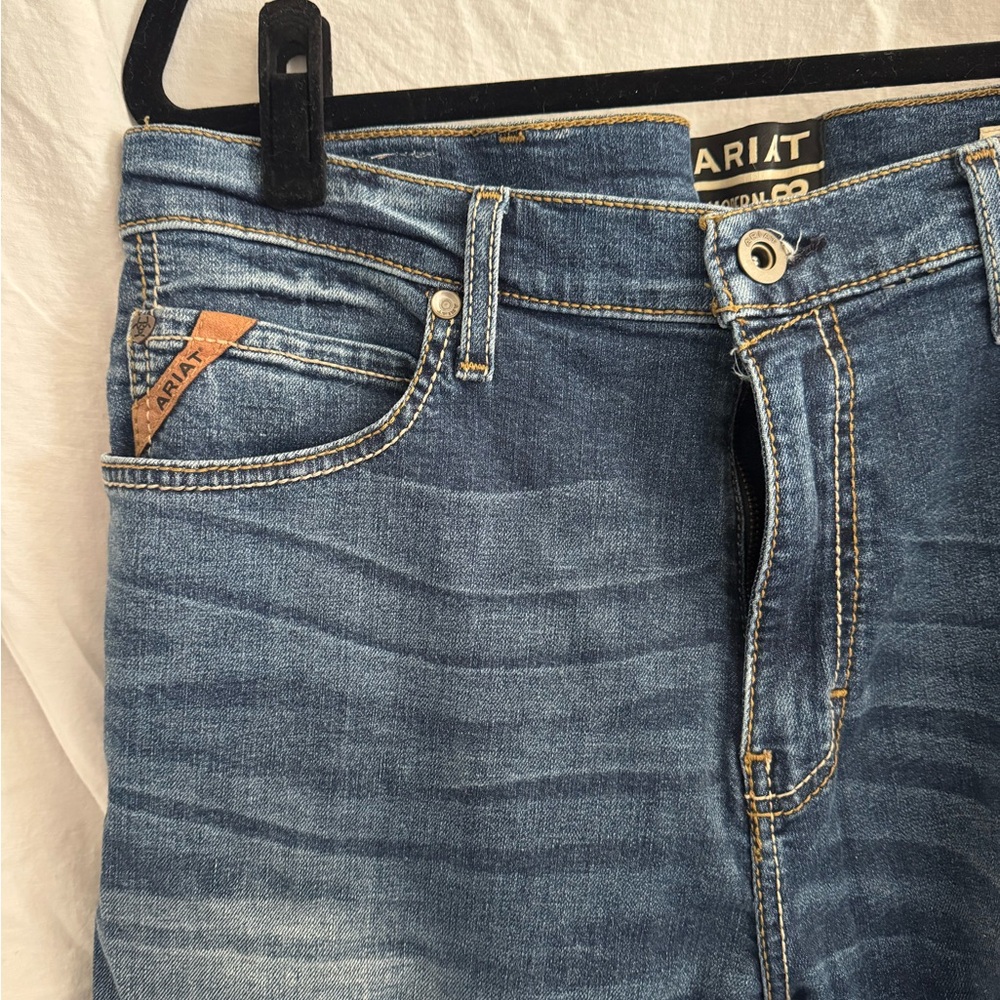 Ariat Men's Modern Slim Leg Jeans